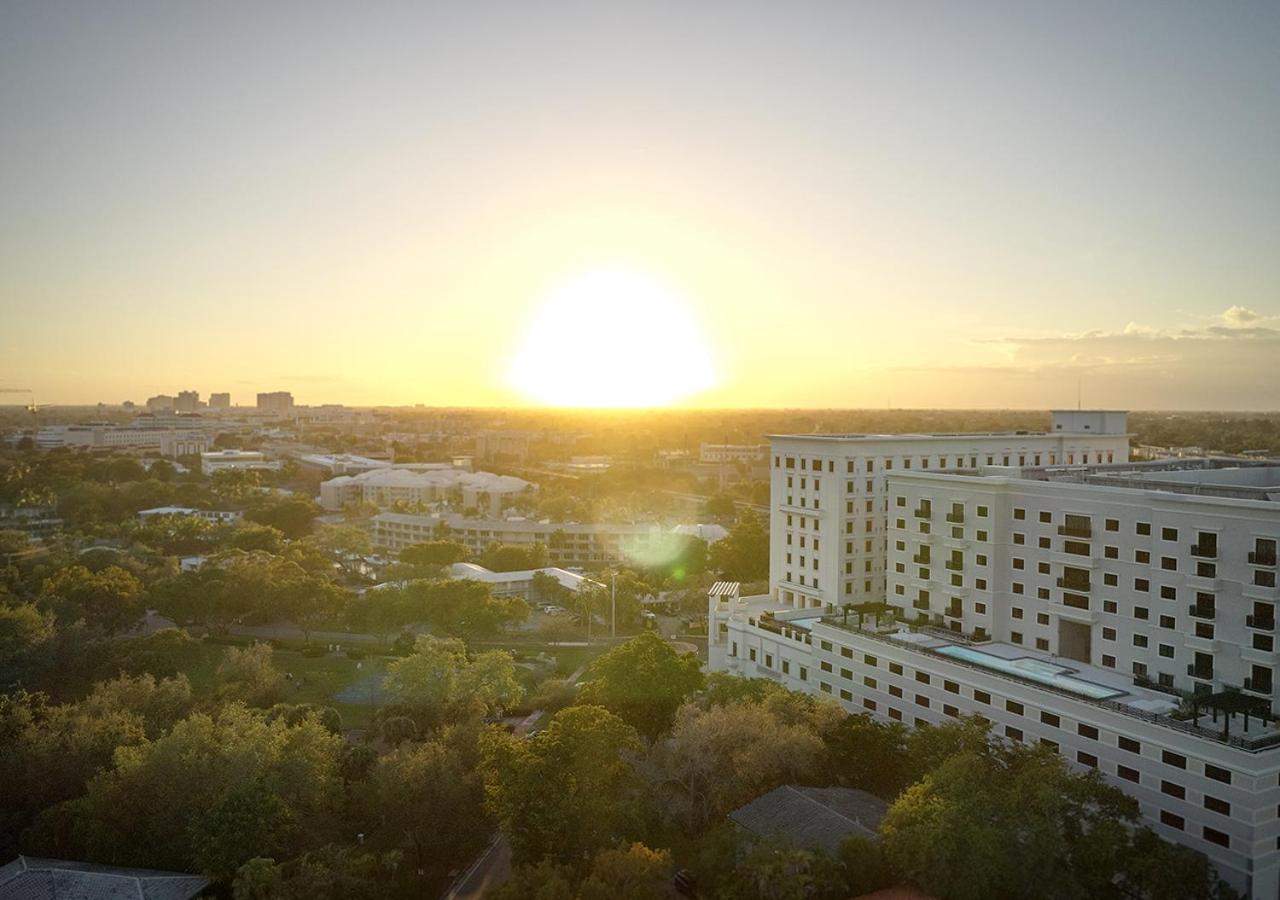Thesis Hotel Miami Coral Gables, Curio Collection By Hilton Eksteriør billede