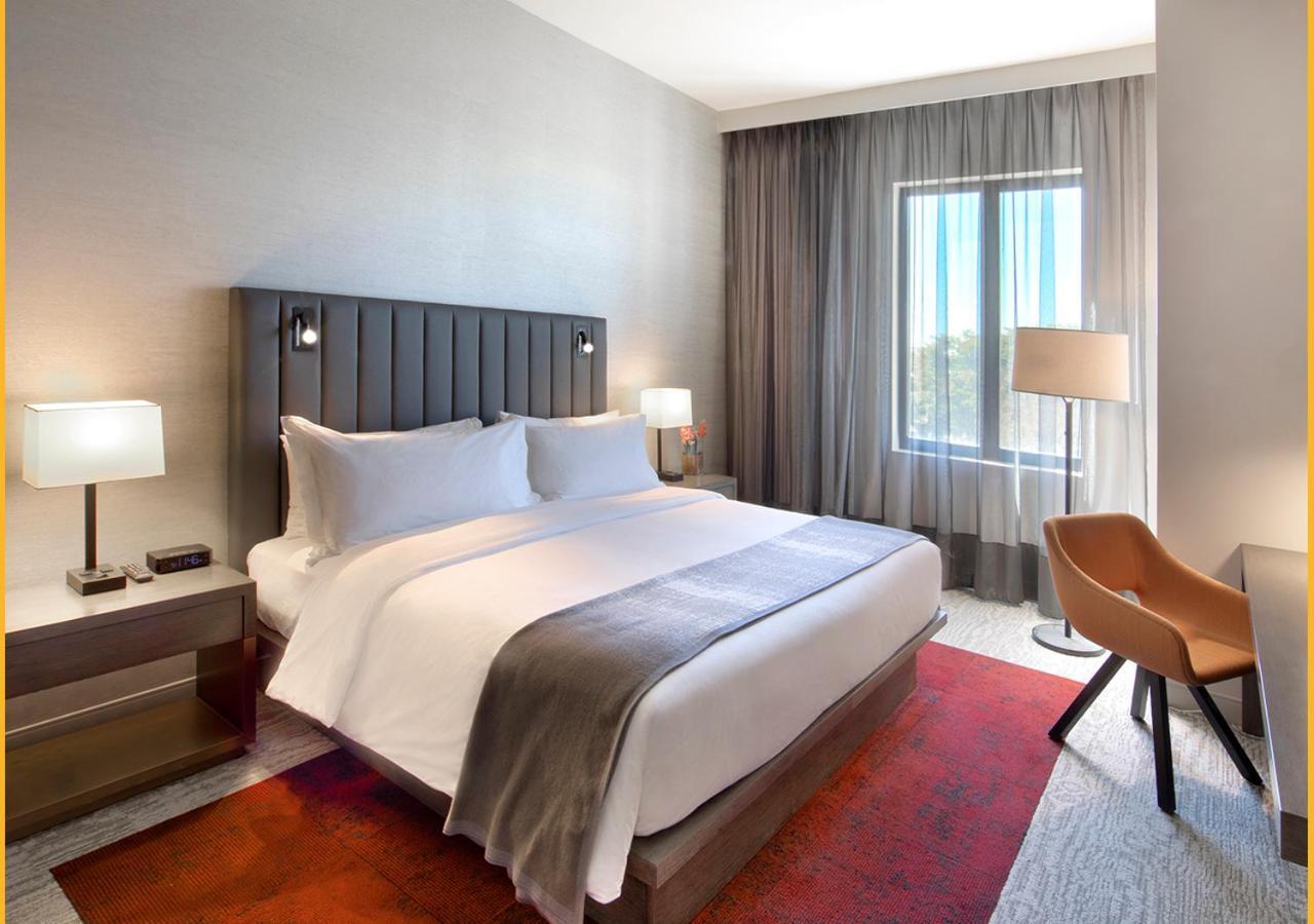 Thesis Hotel Miami Coral Gables, Curio Collection By Hilton Eksteriør billede