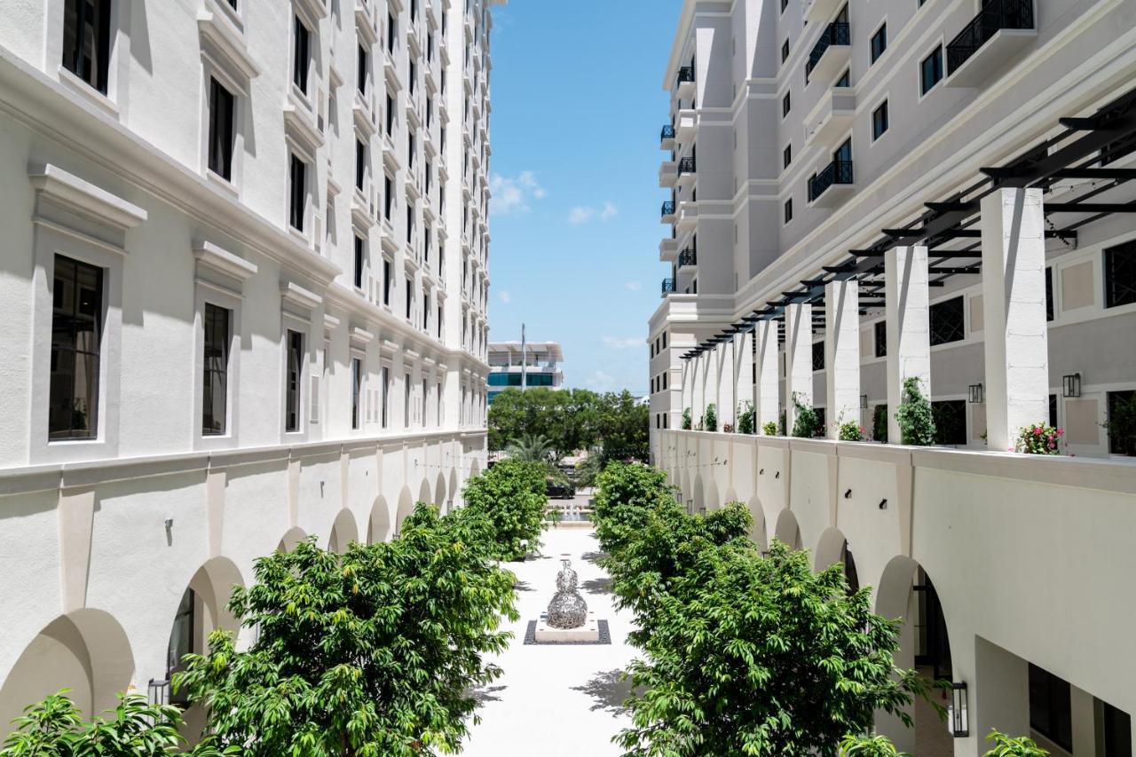 Thesis Hotel Miami Coral Gables, Curio Collection By Hilton Eksteriør billede