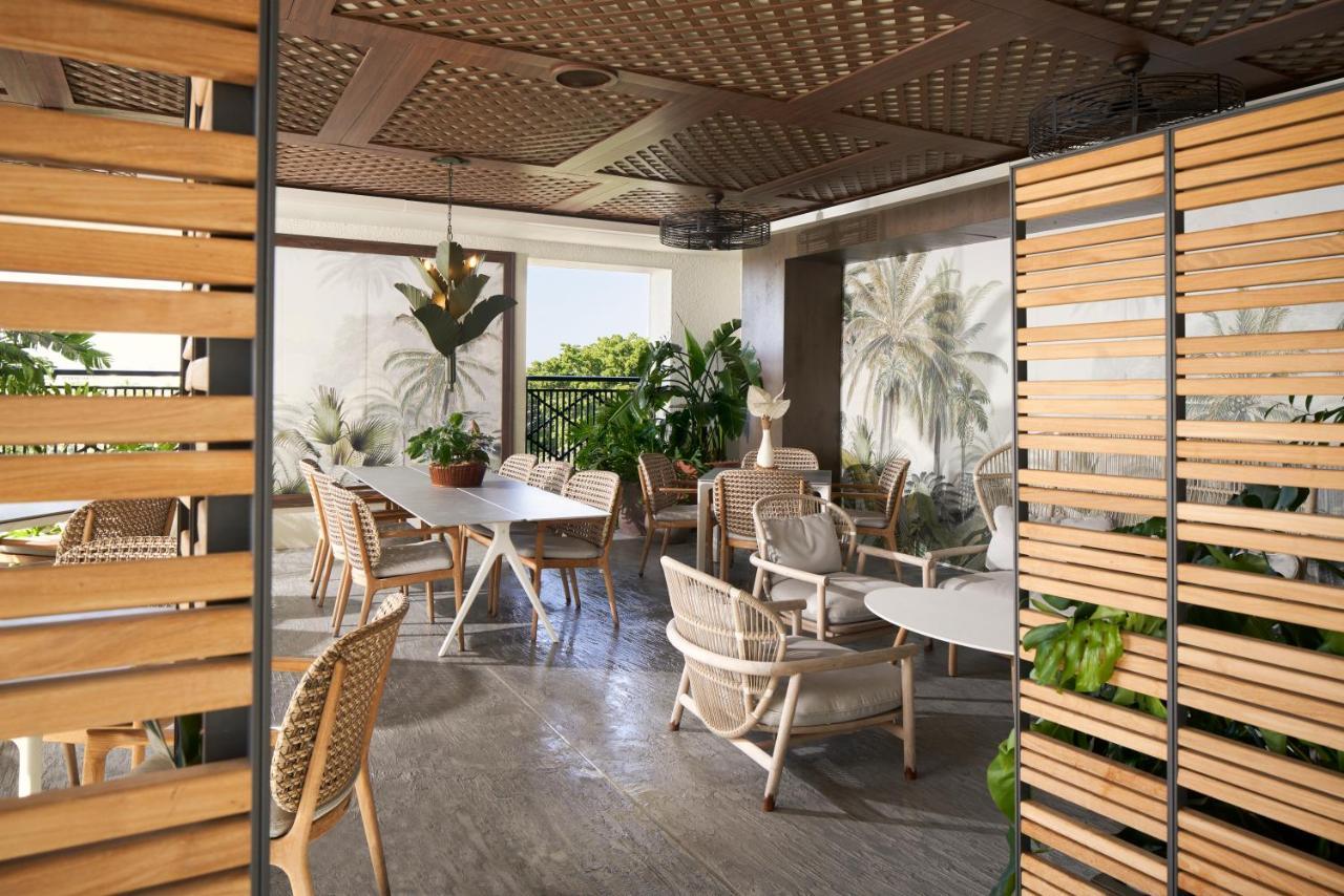 Thesis Hotel Miami Coral Gables, Curio Collection By Hilton Eksteriør billede