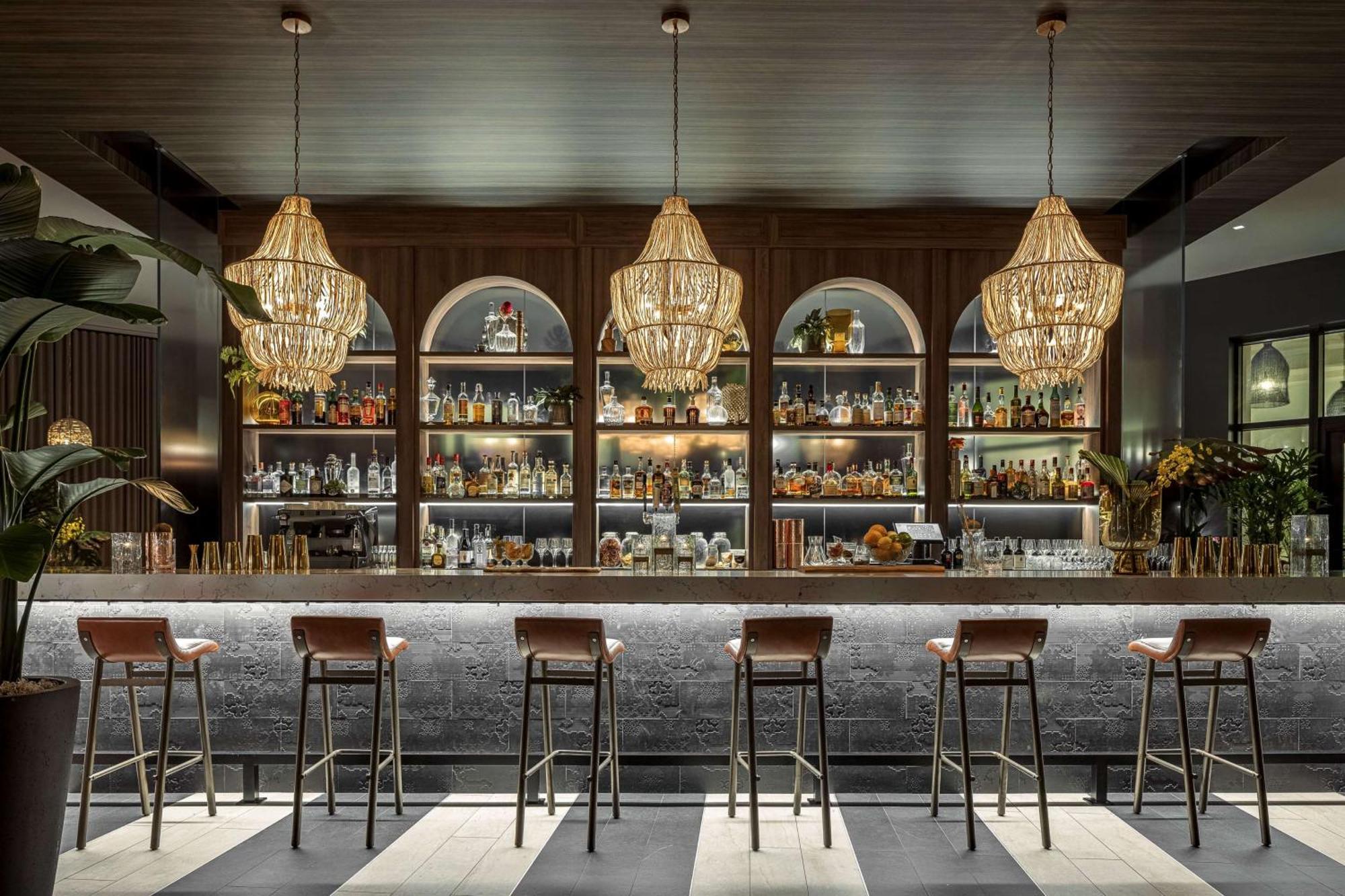 Thesis Hotel Miami Coral Gables, Curio Collection By Hilton Eksteriør billede