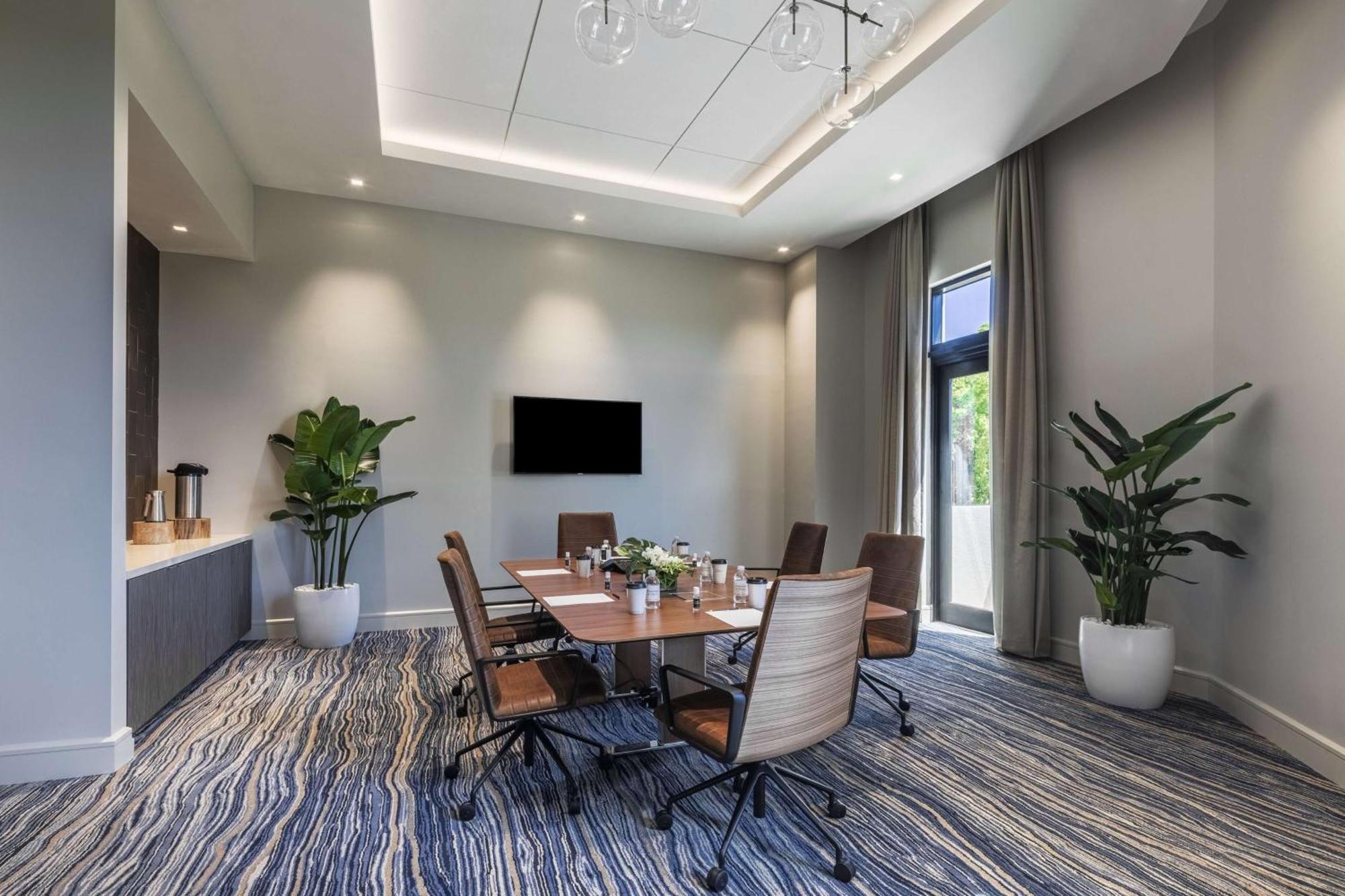 Thesis Hotel Miami Coral Gables, Curio Collection By Hilton Eksteriør billede
