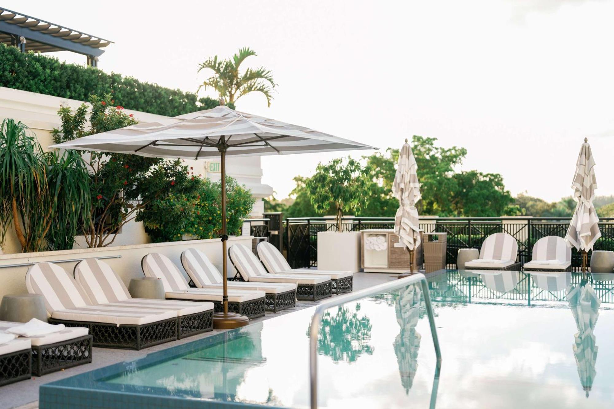 Thesis Hotel Miami Coral Gables, Curio Collection By Hilton Eksteriør billede